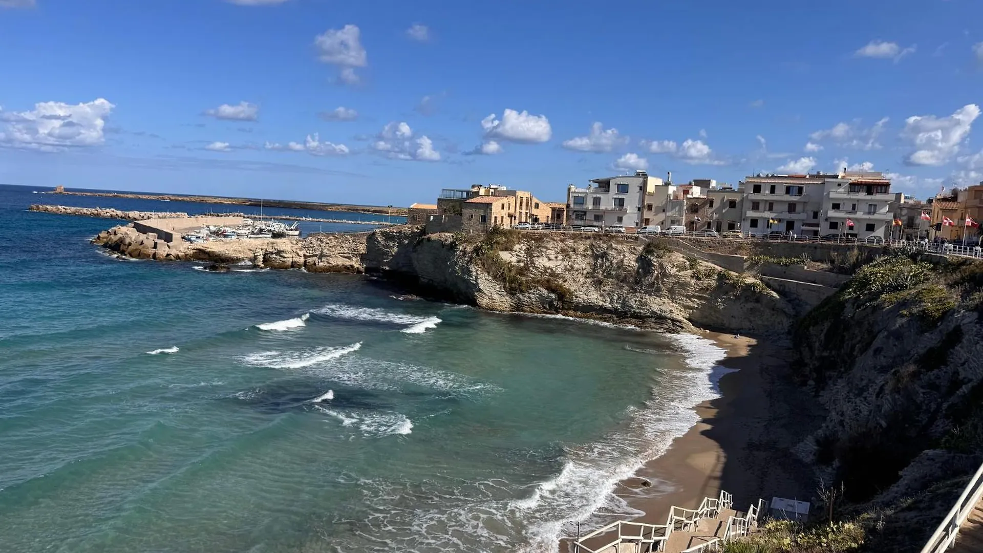 Casa Vacanze La Dolce Vita Terrasini 0*,